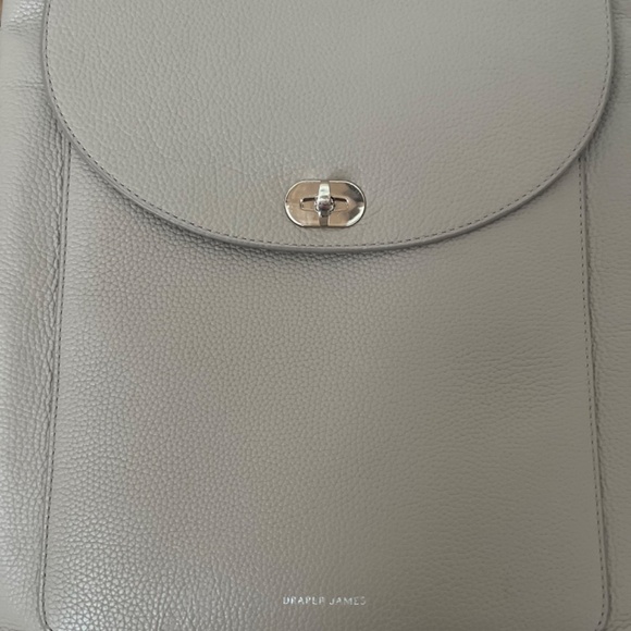 timbuk2 pandora backpack intern Parker Commuter An in between sling, dual side slip pockets Color:Shady Rose Dark Heather/Gardenia White Totissima large tote